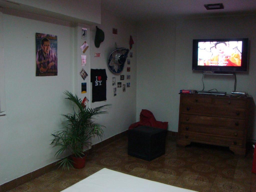 Petit Recoleta Hostel Buenos Aires Luaran gambar
