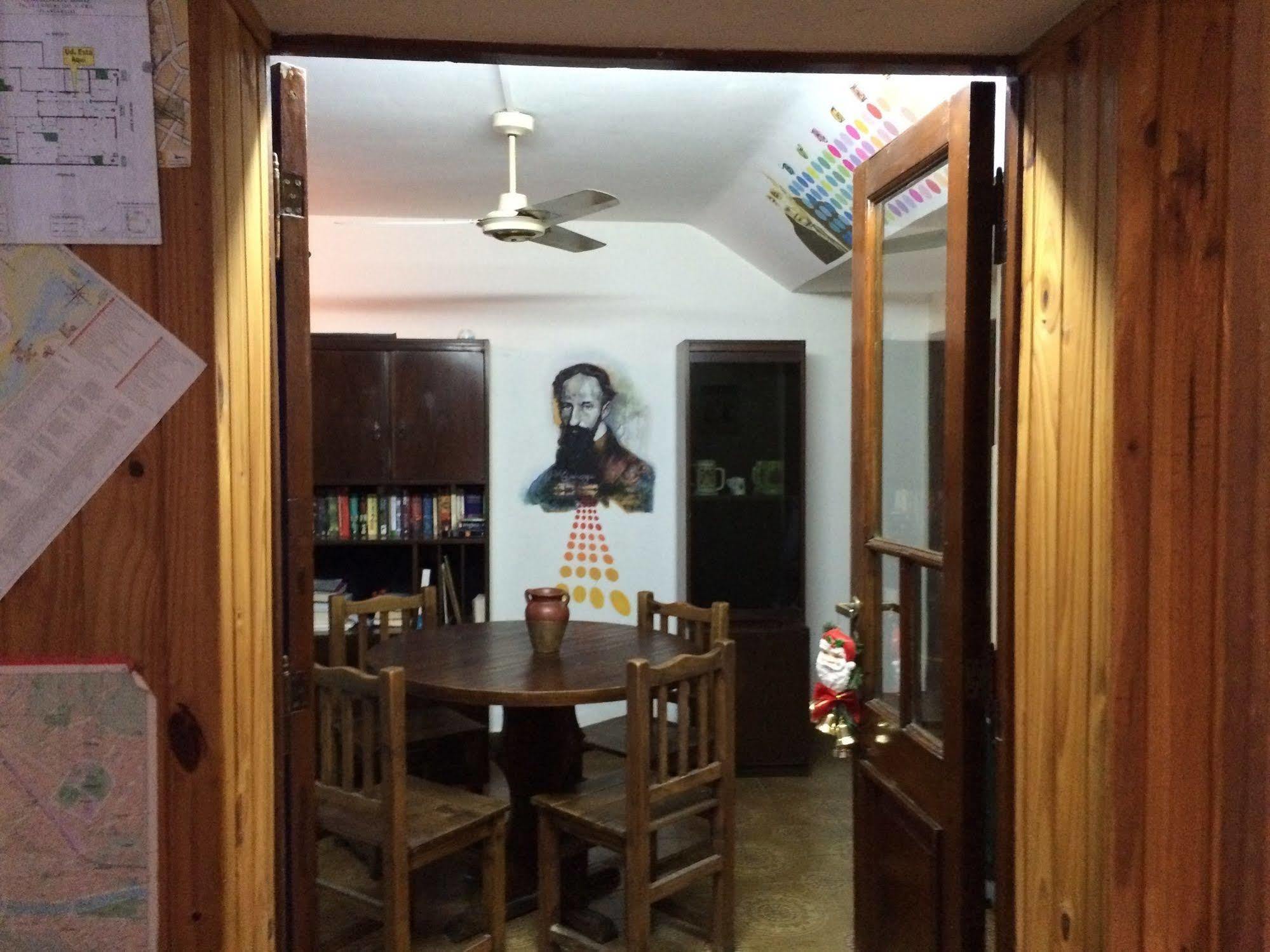 Petit Recoleta Hostel Buenos Aires Luaran gambar