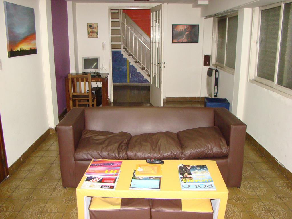 Petit Recoleta Hostel Buenos Aires Luaran gambar